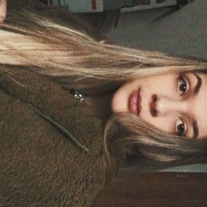 Meet your Posher, Carrie